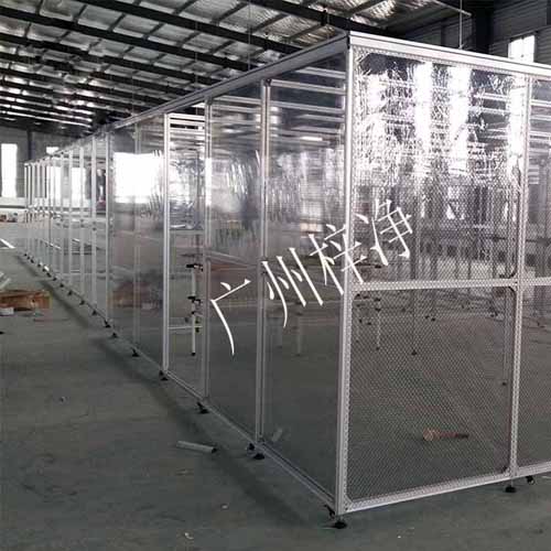 潔凈棚是一種可提供局部高潔凈環(huán)境的空氣凈化設(shè)備。 潔凈棚是一種可提供局部高潔凈環(huán)境的空氣凈化設(shè)備。